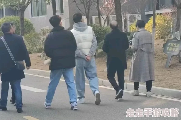 热点吃瓜 今日黑料娜娜：最新动态曝光，娜娜与某知名明星的绯闻引发网友热议，背后真相令人震惊！