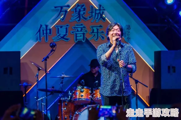 国产欧美精品一区二区三区-老狼：新动态揭示其在音乐领域的最新发展与未来计划，备受期待！