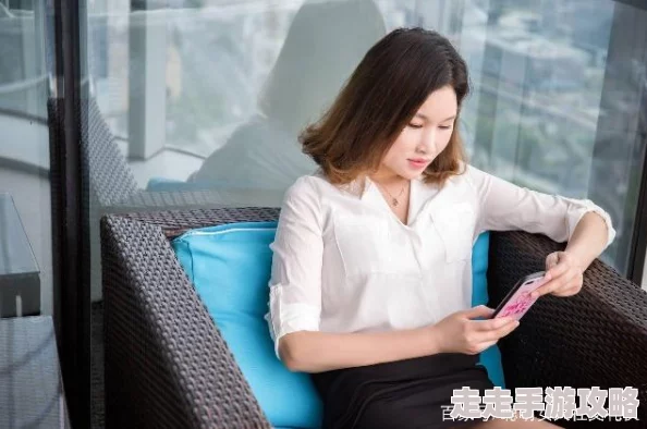 熟女：她们如何在职场与生活中逆袭，展现出令人惊叹的魅力与智慧！