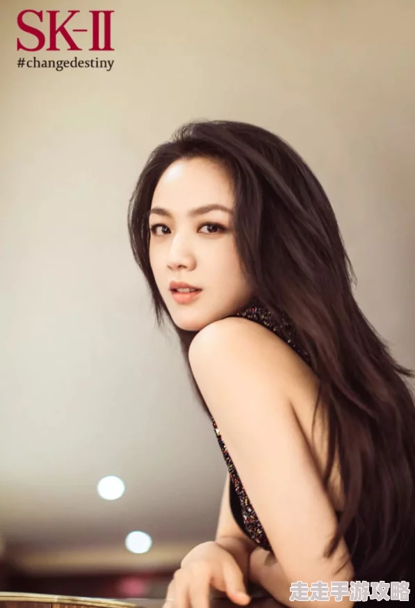 美妇：她的生活方式引发热议，如何在繁忙中保持优雅与自信？
