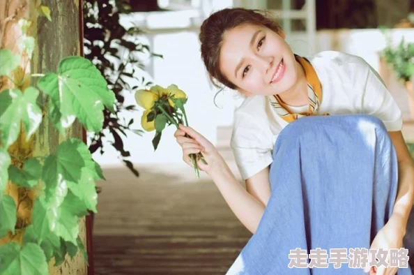 小莹回乡下性放纵，意外邂逅旧爱，两人重燃激情，乡村生活变得火热而复杂