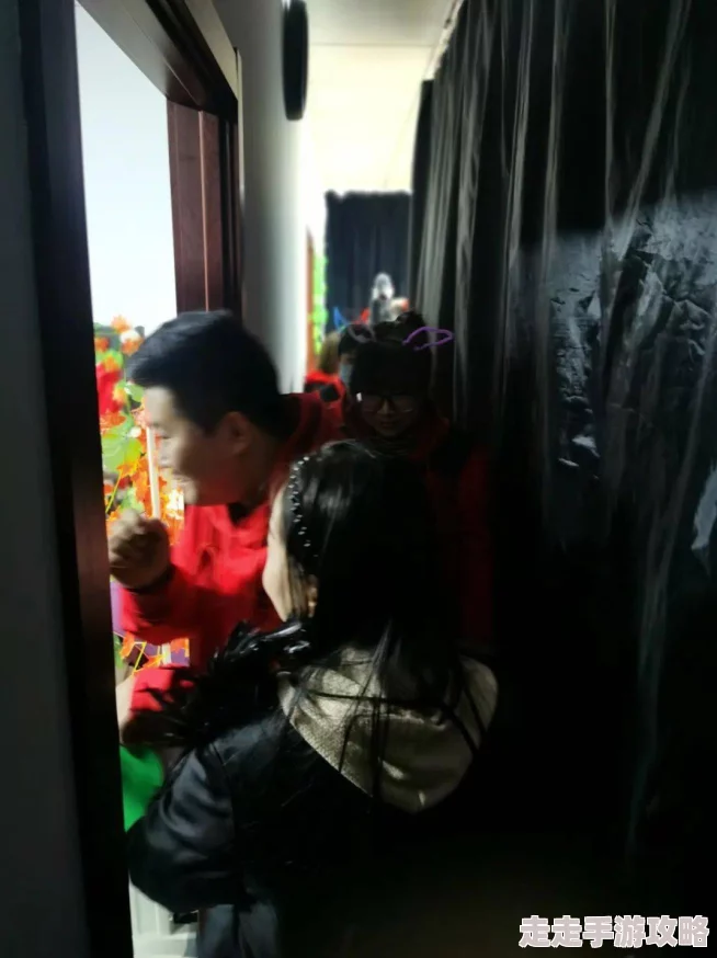 娇小性XXX性XXX仙踪林：最新动态揭示了隐藏在神秘森林中的奇妙生物与生态系统的独特魅力与挑战