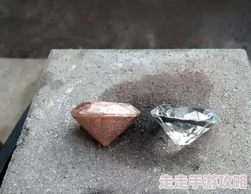 阿铜铜铜水引发热议，网友纷纷讨论其神奇功效与潜在风险，专家呼吁谨慎使用！