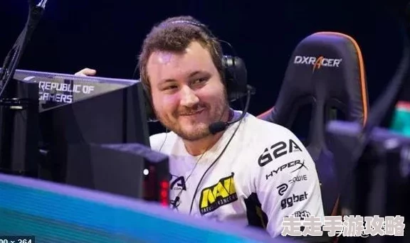 暴躁少女CSGO：她在比赛中展现惊人技巧，成为电竞圈的新星，引发玩家热议与关注！