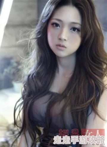 美女校花被老汗狂肉的故事最新进展消息：近日该事件引发广泛关注，相关部门已介入调查并发布声明，呼吁理性对待