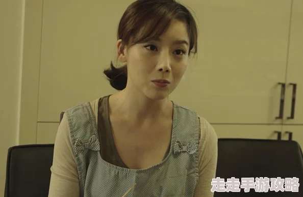 妈妈的职业2完整视频带翻译最初的梦想