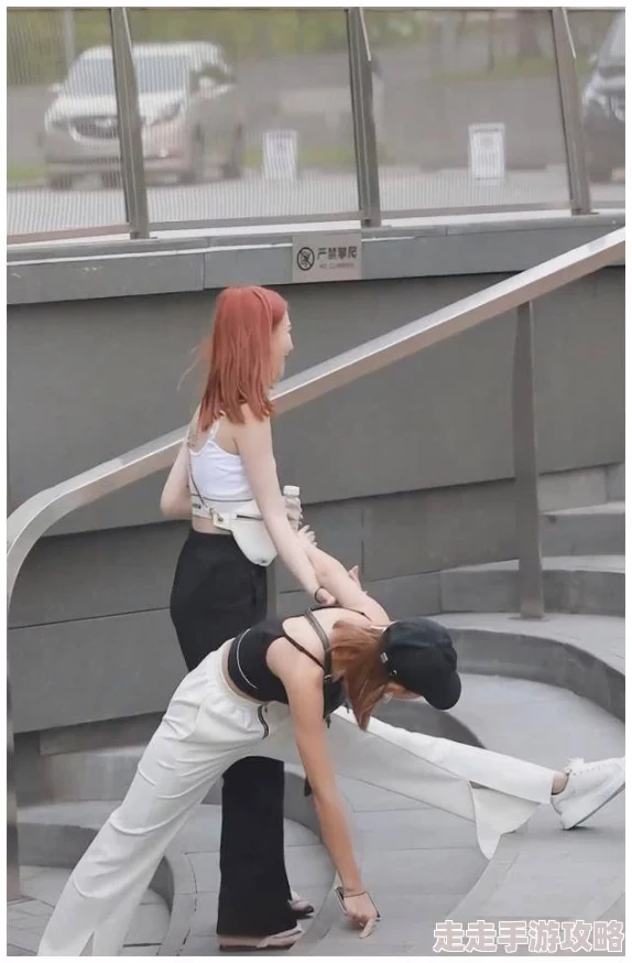 被各种道具玩到合不拢腿h近日一位网红分享了她的独特体验引发热议 被各种道具玩到合不拢腿h近日一位网红分享了她的独特体验引发热议