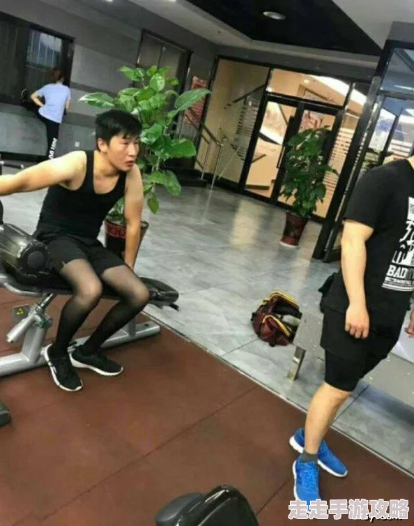 美女穿丝袜被绑挠脚心文章积极向上,生活中要勇敢追求自己的梦想,保持乐观心态,享受每一天 美女穿丝袜被绑挠脚心文章积极向上,生活中要勇敢追求自己的梦想,保持乐观心态,享受每一天